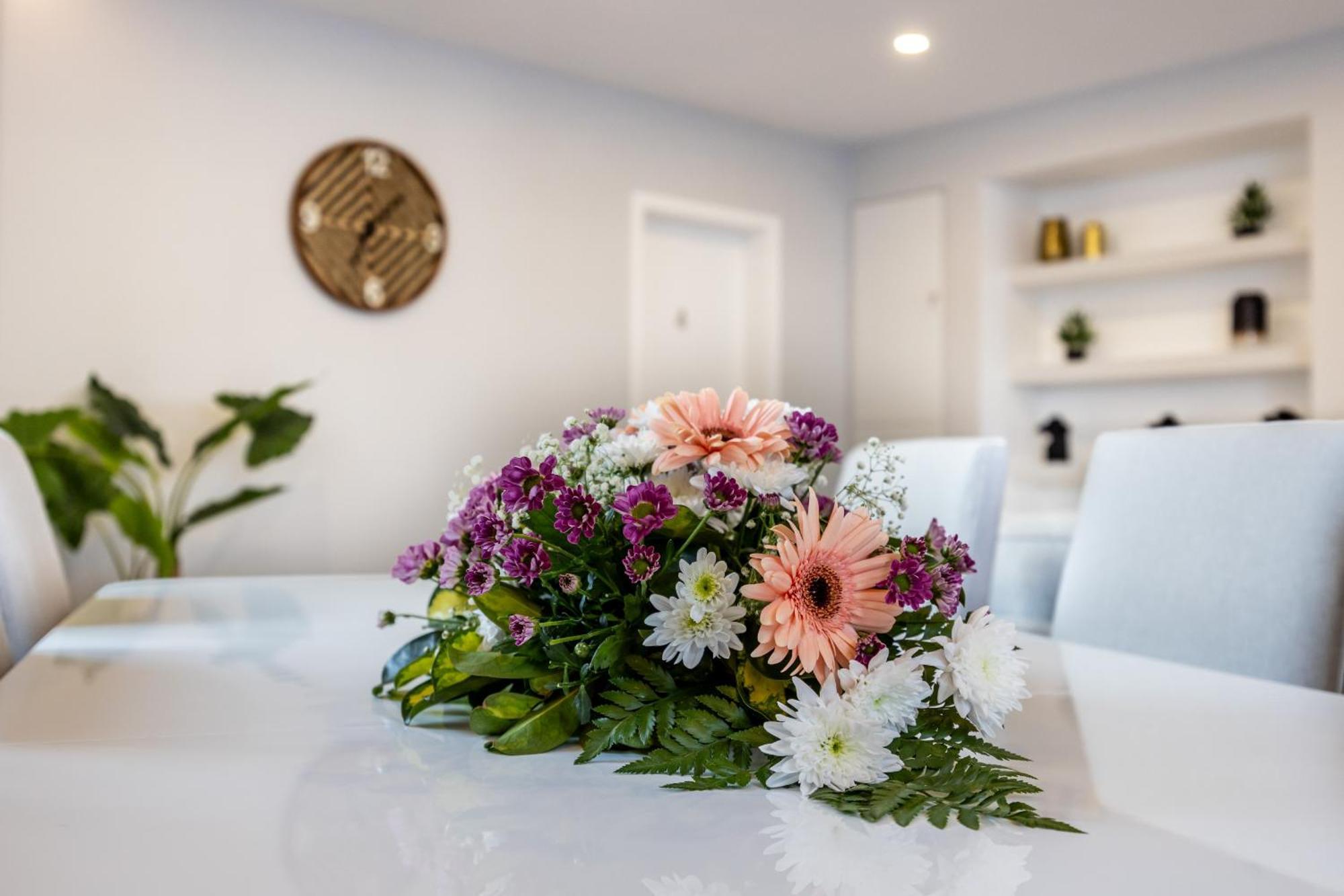 Angra do Heroísmo Angra Charming Suites By Seewest מראה חיצוני תמונה