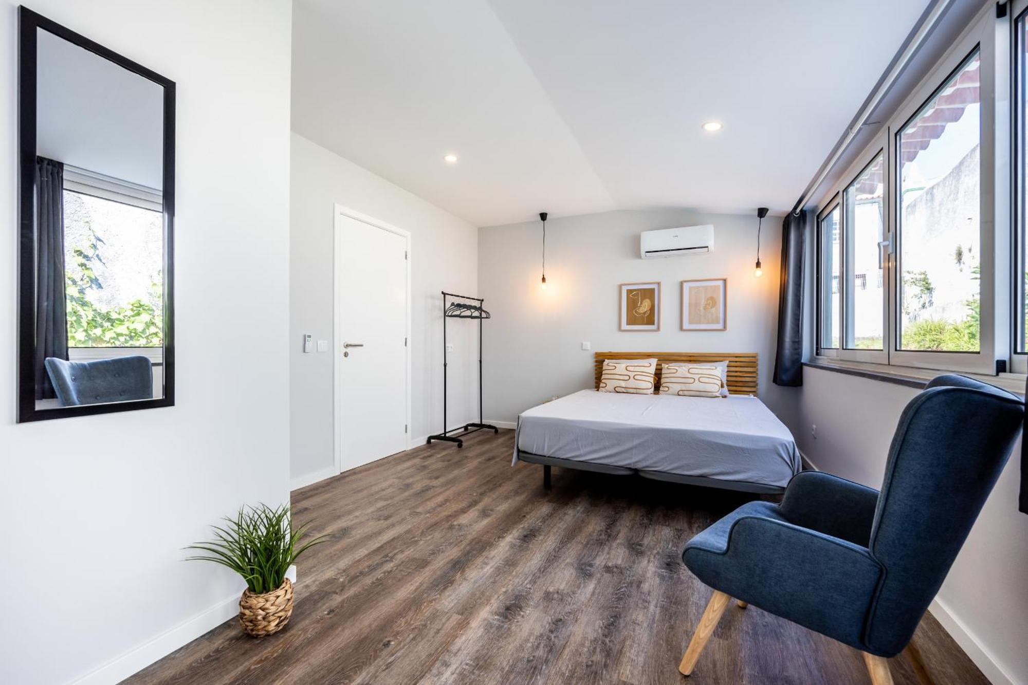 Angra do Heroísmo Angra Charming Suites By Seewest מראה חיצוני תמונה